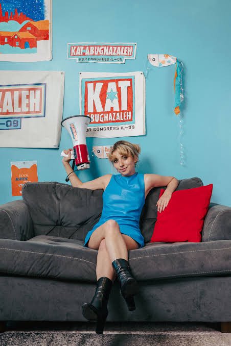 WPolitics1's tweet image. .@KatAbughazaleh is now ahead in polling in her Illinois race for Congress. 

🔥🔥🔥