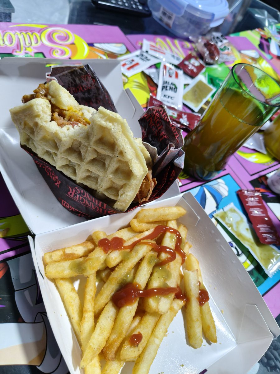 Menú Stranger Things 🤤🤤🤤