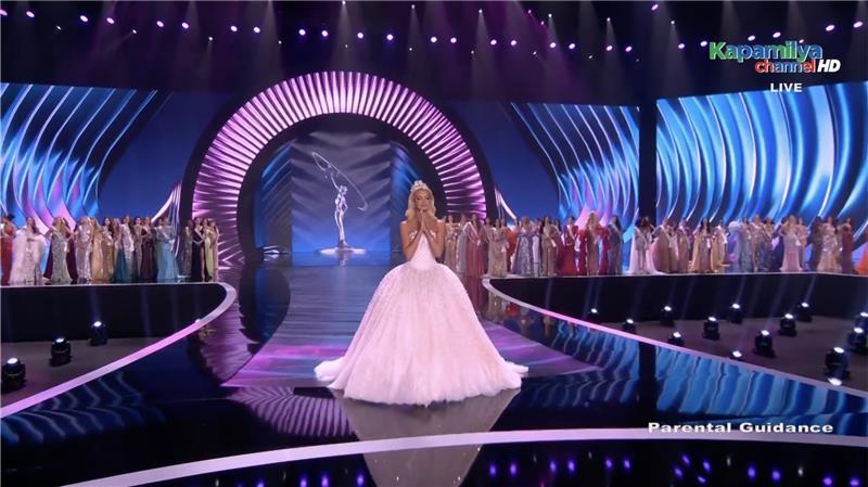 ABSCBNNews's tweet image. Miss Universe 2024 Victoria Kjær Theilvig makes her final walk before relinquishing the crown.

(Courtesy: Miss Universe Organization/iWant)