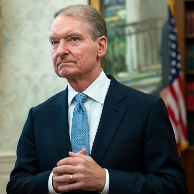 CryptoTweets's tweet image. UPDATE: 🇺🇸 @SECGov #enforcement #actions FELL ABOUT 30% in FY25 under Chair @SECPaulSAtkins COMPARED WITH FY24 under Gary #Gensler (@GenslerArchive), per Cornerstone Research.