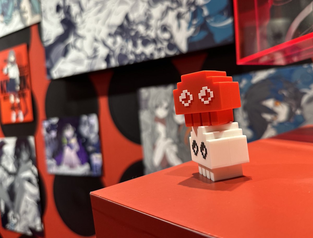 key_999's tweet image. 望月けい個展「俗世」本日開催です！！！👾👾
12月15日までどうぞ、よろしくお願いします！

本日は大好評につき予約チケット入場のみで当日券はありません…！ご注意を
▼明日からのチケット購入はこちらで
t.pia.jp/pia/events/zok…

望月は今日11:00〜16:00頃まで在廊予定です
#望月けい俗世