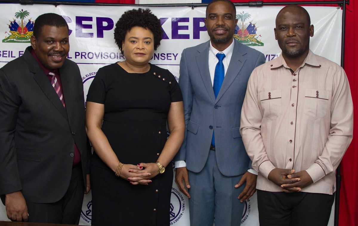 Le <a href="/cep_haiti/">CEP HAITI</a> et la Fondation internationale pour les systèmes électoraux ont signé le 20 novembre un accord de 4 ans visant à renforcer le processus électoral en Haïti. Selon le document, l’IFES fournira une assistance technique en communication, en éducation civique et en