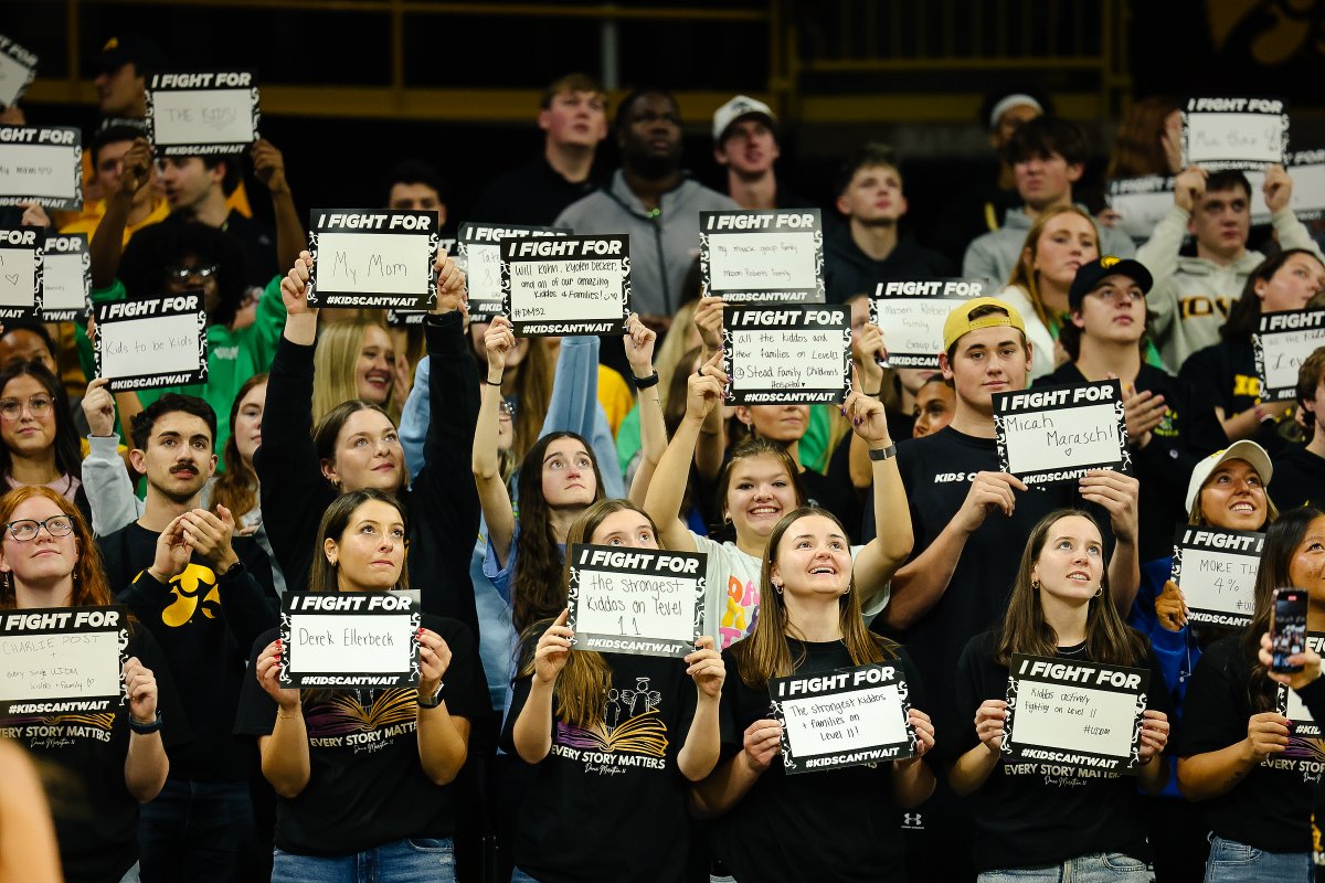 IowaHoops's tweet image. I Fight For... 🖤

@UIDM x #Hawkeyes