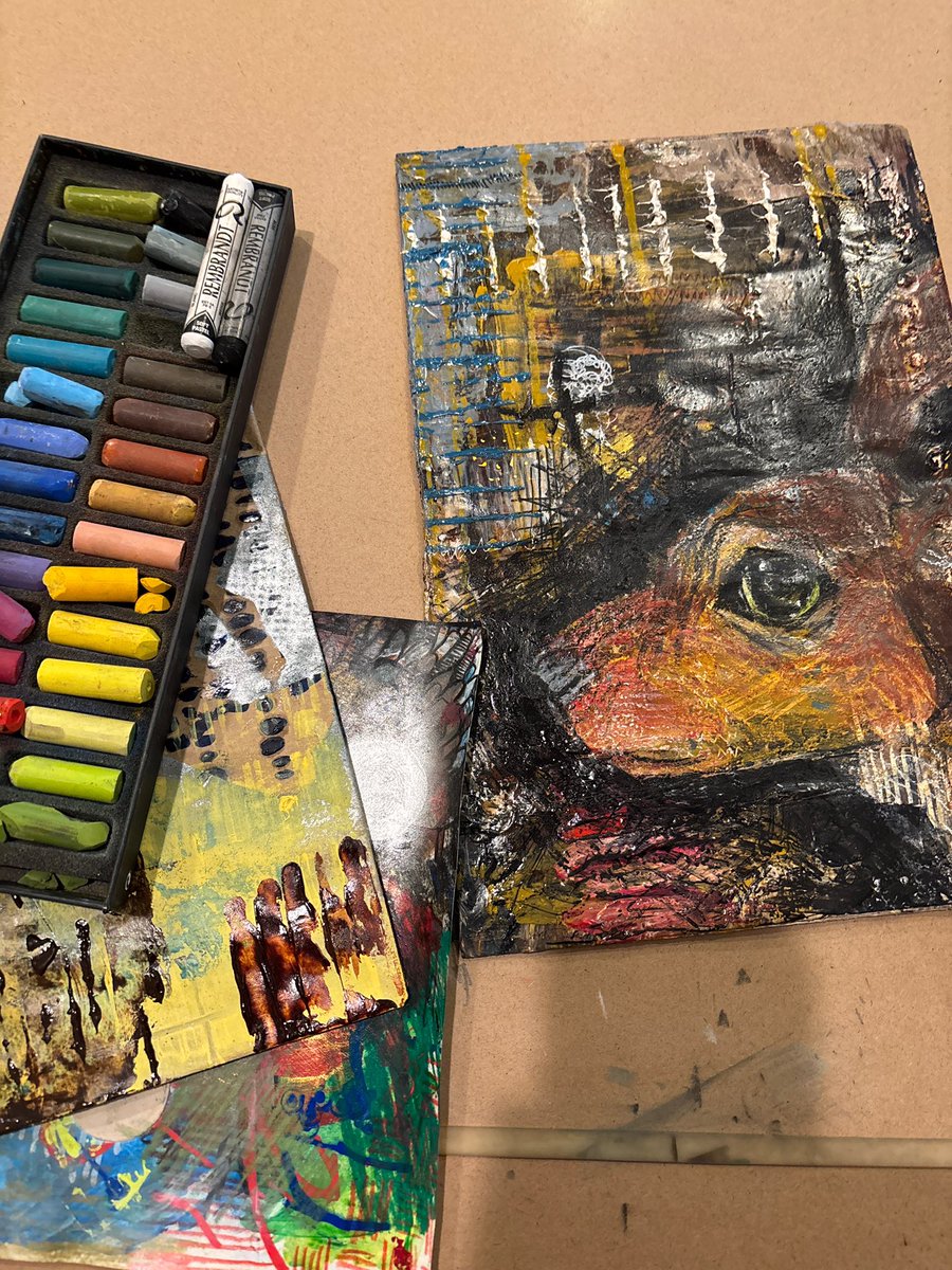 Currently trapped in the yearly pastel addiction