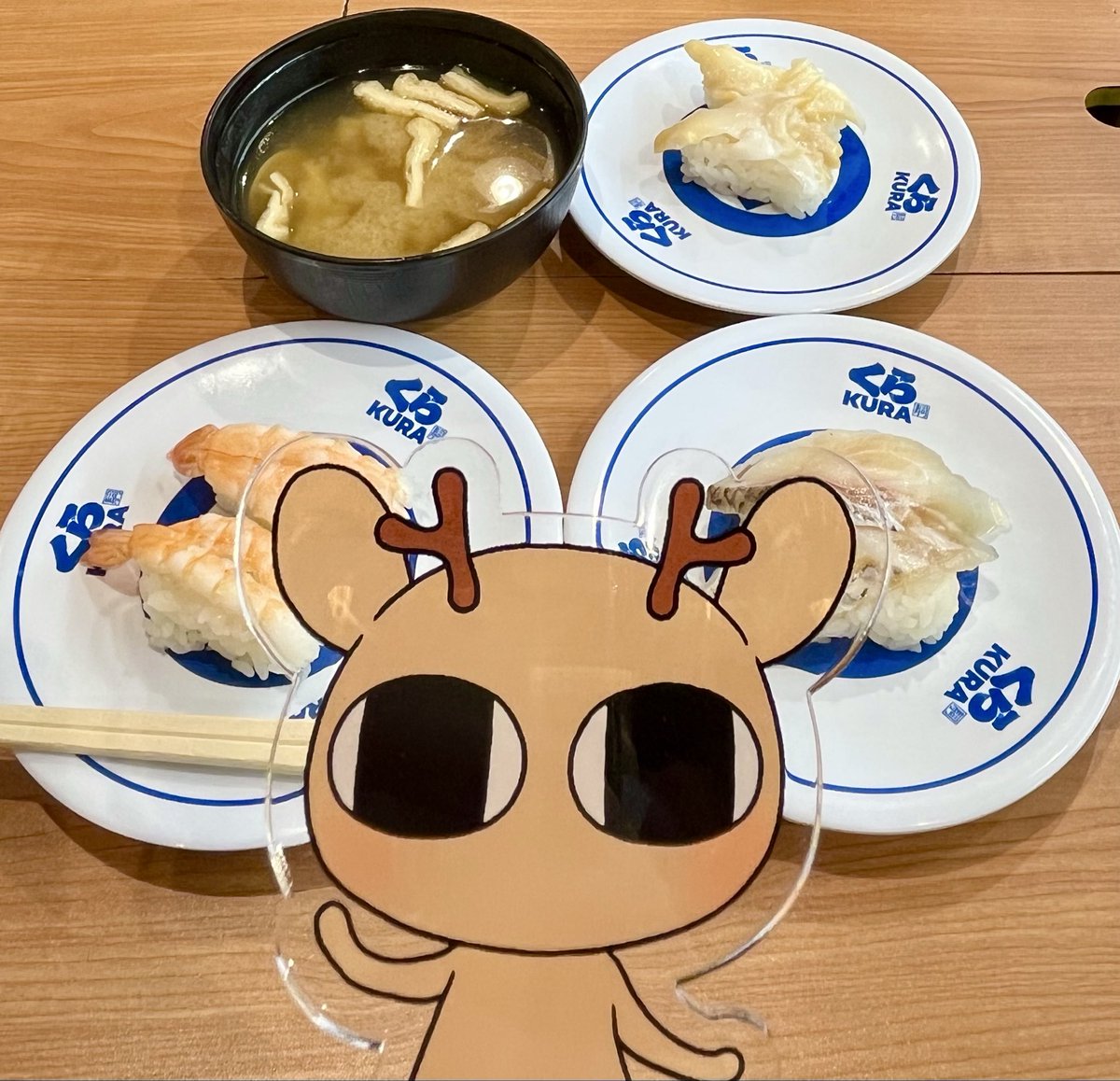 saechan_pink's tweet photo. @rurifujikawa るり先生、お疲れ様です☺️
この前のシカさんとのお寿司デートのお写真を🍣
シカさんと一緒だとより一層美味しく感じます♡♡ https://t.co/enr7ZjxexR