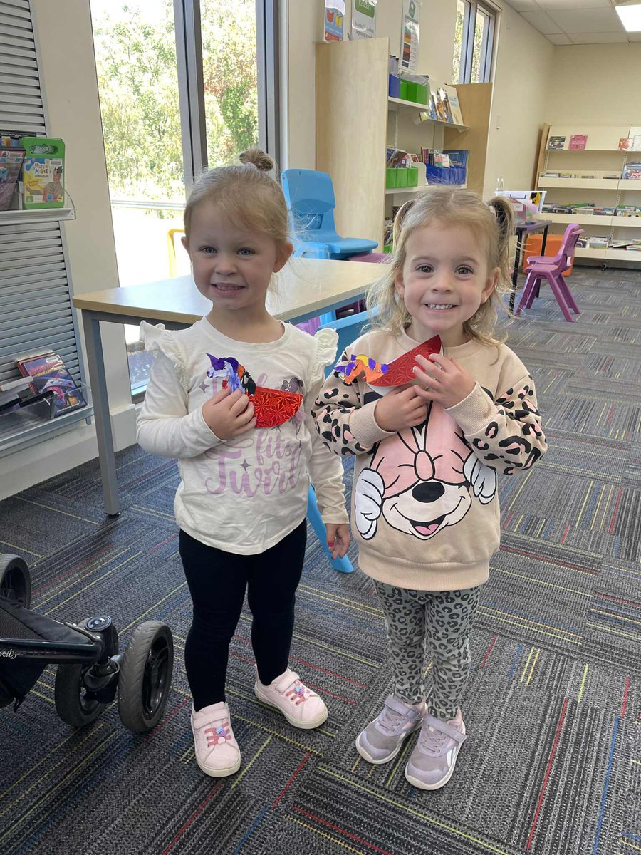 MacquarieRegLib's tweet image. Look at these animals! 🐾

Wellington Library had a WOOFderful crafting sausage dogs and unicorns at a recent storytime. 

Come along to Wellington&apos;s next storytime on Wednesday at 11 am.