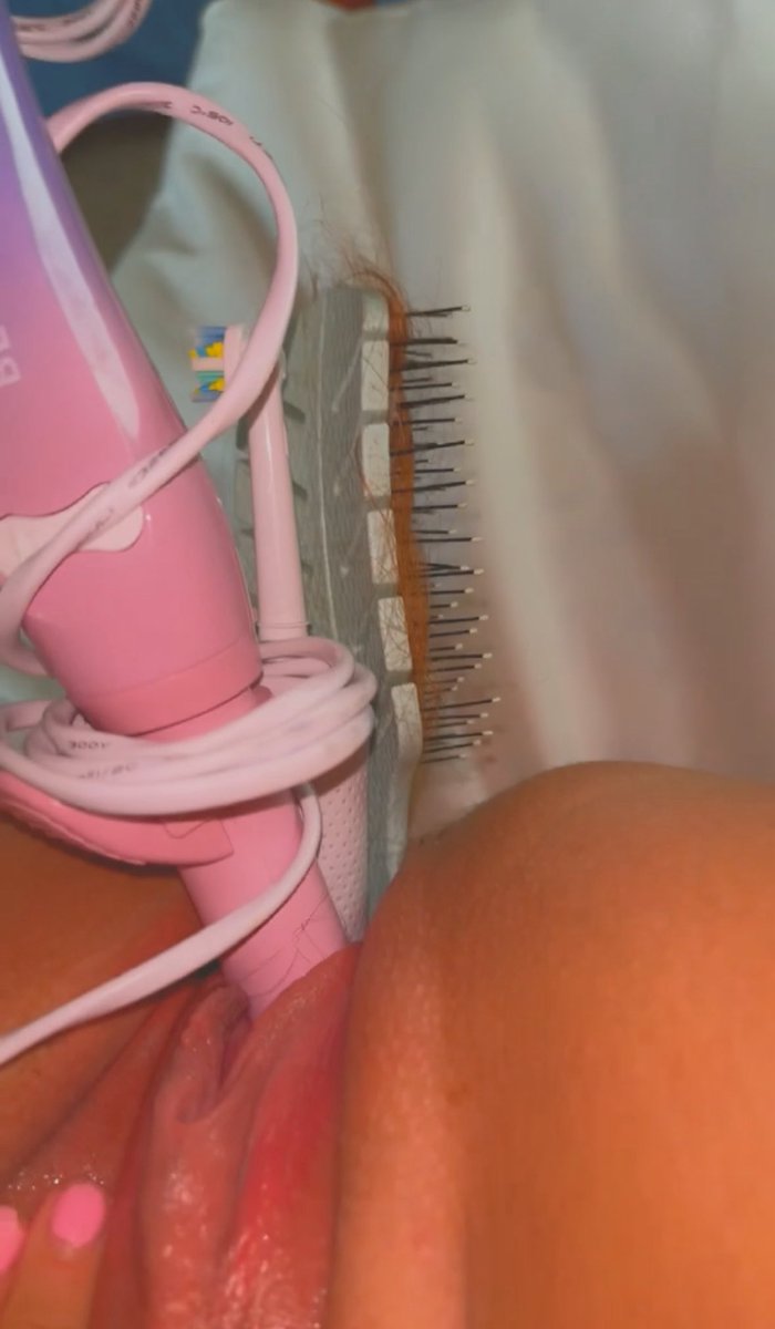 havenboo21's tweet photo. so far i have a hairbrush, toothbrush and a curling iron 🥰 #pussy #stretched #easy #slut #nsfwtwt https://t.co/R9fypAJM4X