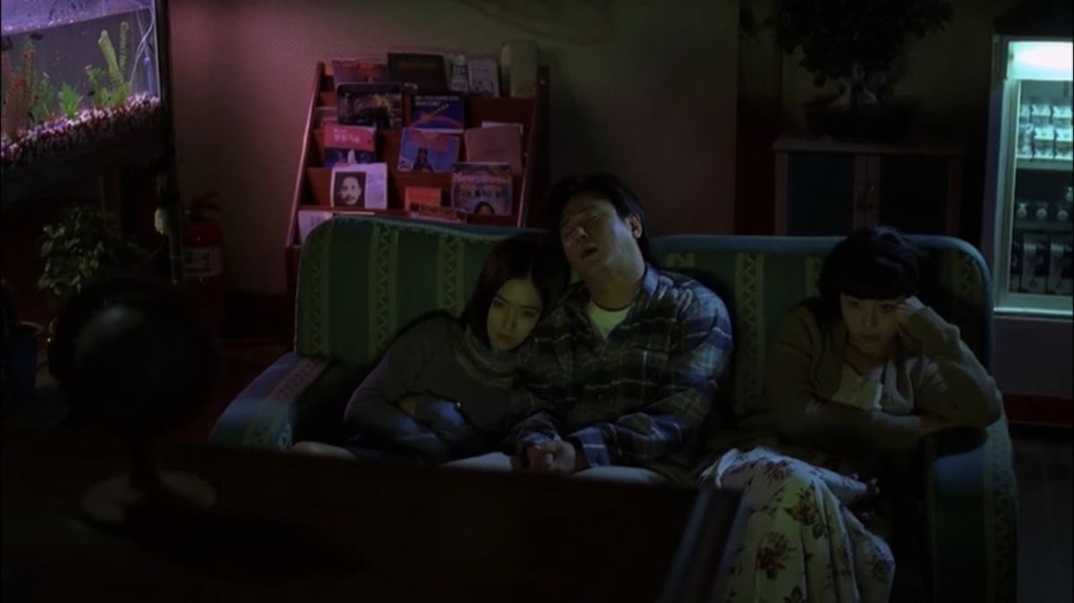 lanedvre's tweet photo. The quiet family (year- 1998 / genre: horror,comedy). https://t.co/UMaWtvGyLN