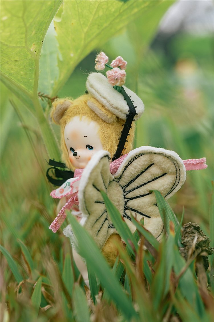 Lightちゃんのクローゼット~ひらひらバタフライセット

光に翼を与えて、蝶のように飛び回らせましょう~🦋
Lightのために蝶の衣装もご用意しております。

今数量限定販売中~
＃QLYwork #Lightbear
qlywork.jp