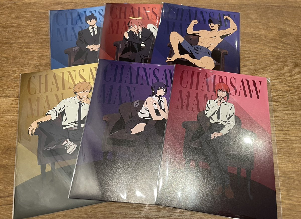 そういう仕様なのかもしれないけど特典ポスカをダブらず全員いただけて