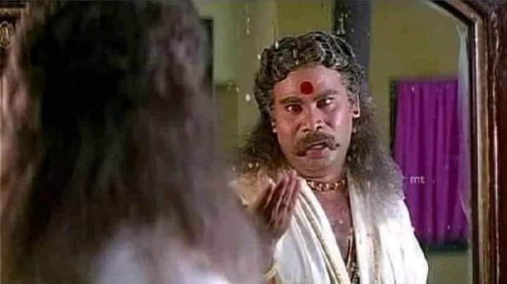 sasitwittz's tweet image. பாலக்கீரை எது பசலைக்கீரை எதுன்னு தெரியலையே டா, உலகம் எப்படின்னு உனக்கு எப்படிடா தெரியும்...!