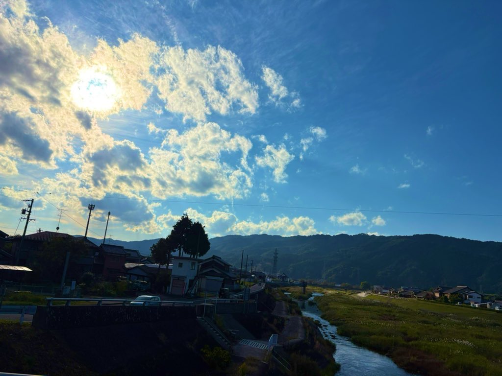 青麦 11月21日 （金） おはようございます。 本日も通常通り昼夜営業します