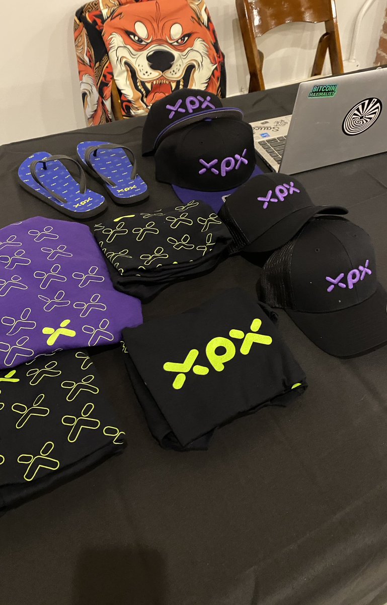 I always keep my <a href="/KenduInu/">Kendu</a> hoodie with me 😉