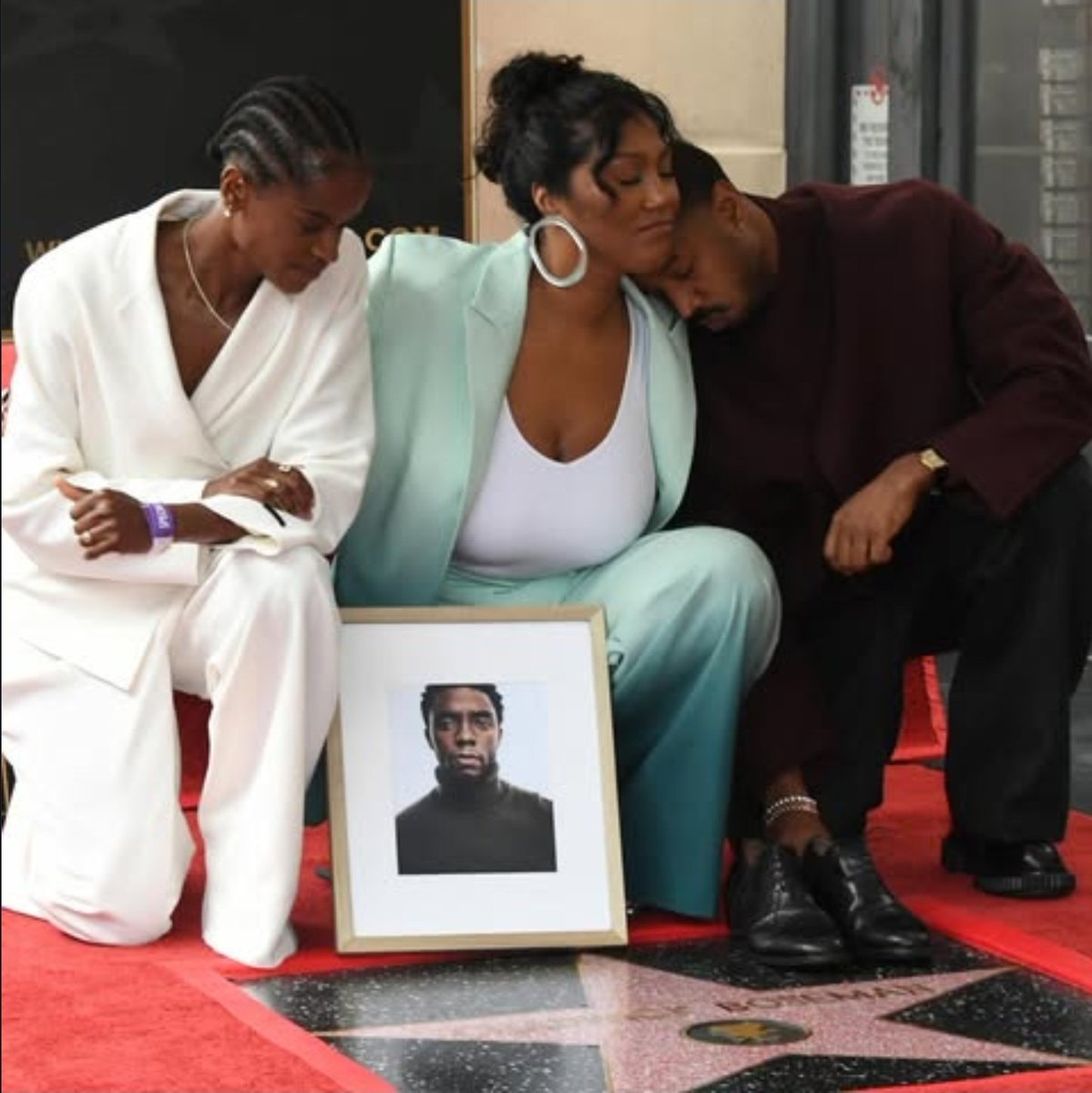 blackcomiclords's tweet image. #RestInPower, King...
@chadwickboseman 
@theblackpanther #blackpanther #jackierobinson #jamesbrown #thurgoodmarshall