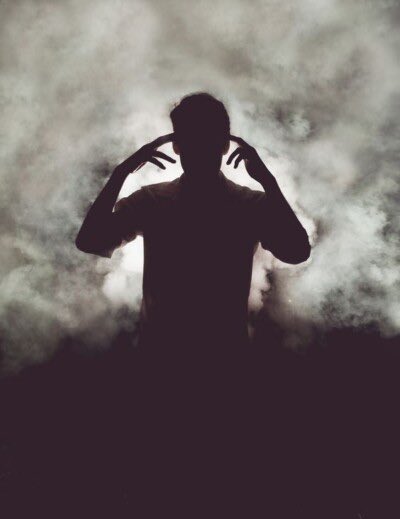 ahmed_al_hamdan's tweet image. اعتقد انني قد وصلت الى مرحلة الجنون برحيلك سارعي لأجل إنقاذي  .. 

#احمد