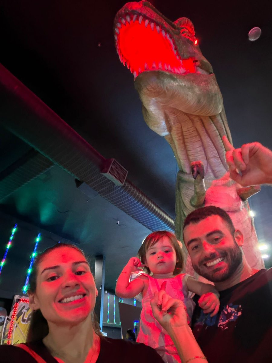 ZeRafaelzinho's tweet image. Papai, mamãe, neném e Weverton ❤️❤️❤️❤️