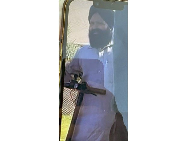 Man will be deported to India after criminally harassing Sarnia teens torontosun.com/news/local-new…
