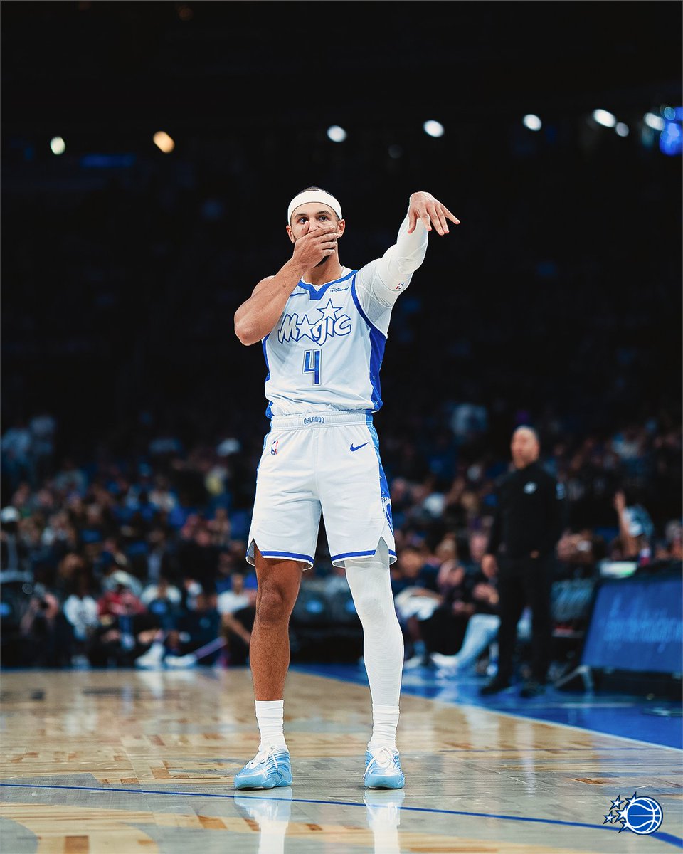 Jalen Suggs thru three quarters vs. LAC: 

23 PTS 
7 AST
8-15 FG
5 3PM
26 MIN 