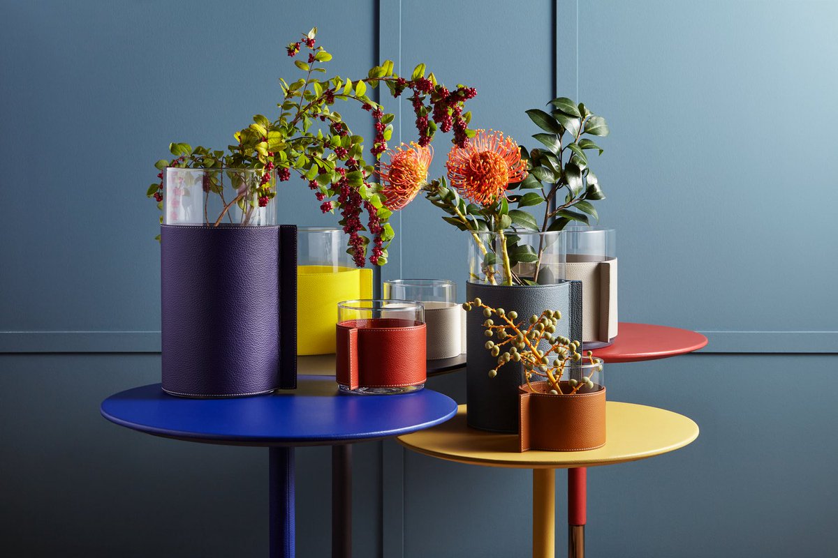 ポルトローナ・フラウのホリデーギフト
大切な方へ、イタリアを代表するラグジュアリーファニチャーブランドPoltronaFrauのアイテムはいかがでしょうか。
ワインバッグやフラワーベース、キャンドルなど取り揃えています。
idc-otsuka.jp/poltrona-frau-…