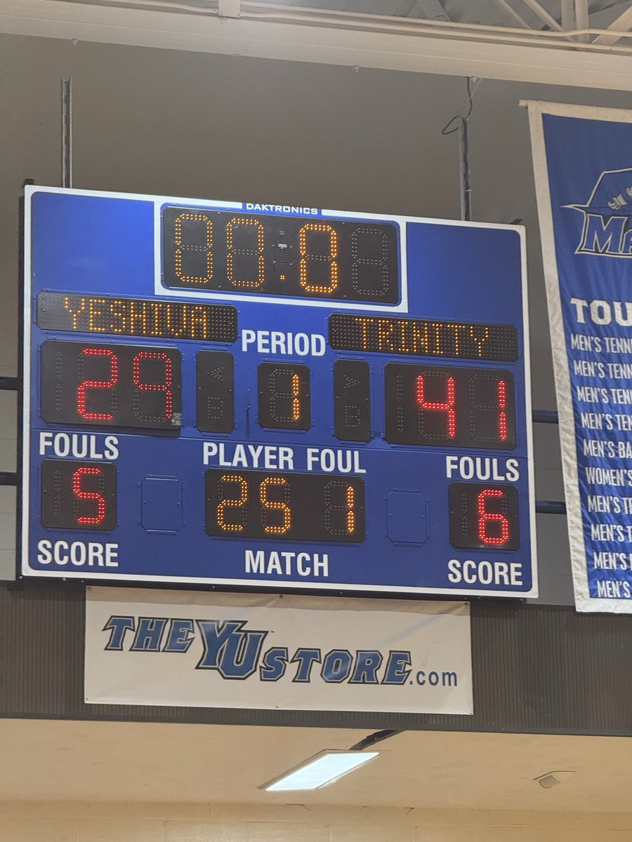 Halftime! youtube.com/watch?v=YA6Jss…