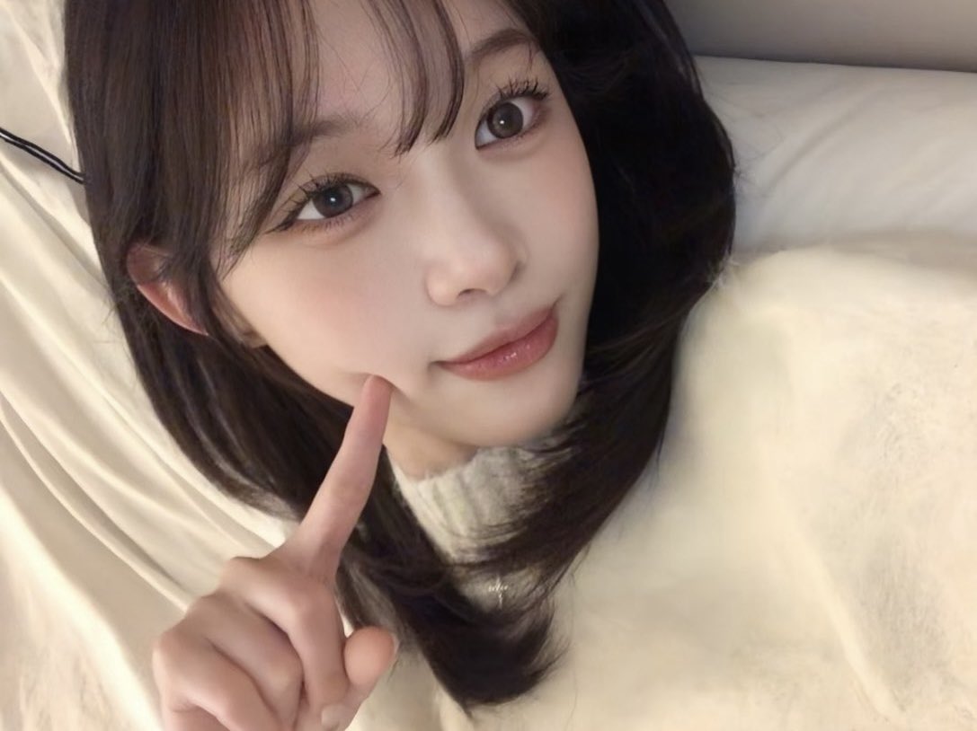 galll_DNA's tweet photo. モテたい女子は絶対ｺﾘ押さえて🎀
この2色買え���もはや無敵。無双確定です。 https://t.co/zFYylFyLeX