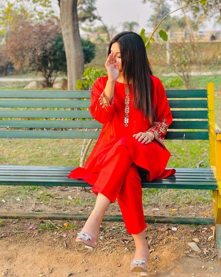 dausa91490's tweet photo. "मैं वो पहेली हूँ जिसे सुलझाना आसान नहीं, क्योंकि मेरे हर रूप में एक नया रंग छुपा है।"
Good morning 💗🥀
#GodmorningThursday #RabelSaab https://t.co/D5ydLEABC9