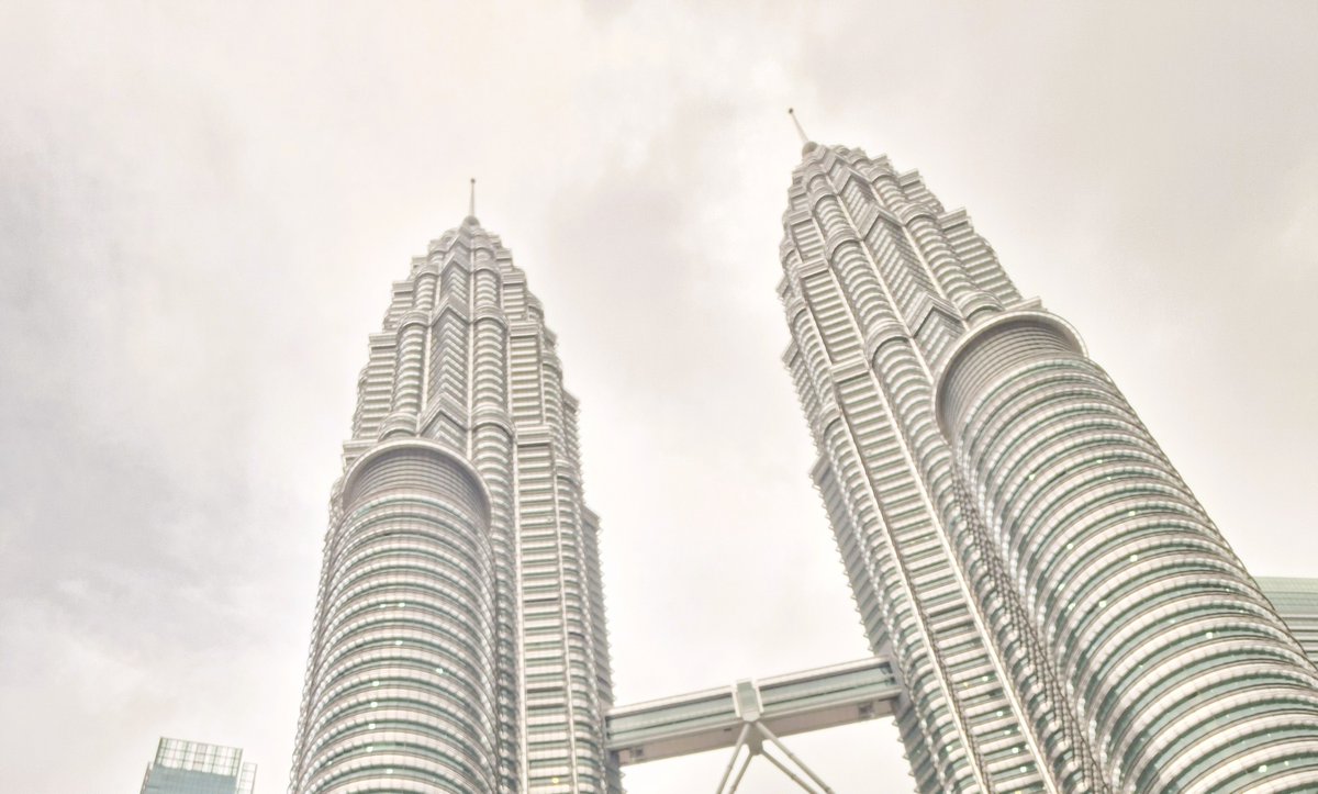 sakakirj's tweet image. تم ☹️💜💜💜
سعيدة للغاية