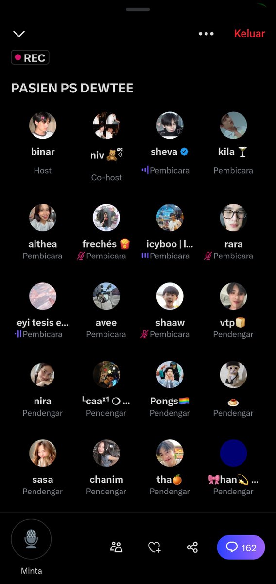 chocooamee's tweet image. kangen gasi😭😭 kangen ngedengerin mereka yapping ngebadutin dewtee dan berbagai topik lainnya wkwk, dulu aku suka dengerin mereka yapping sambil ngedit sampe ketawa ketawa ga jelas😭😭

aslinya lebih banyak wkwkw, ga sengaja nemu ss an lama.. izin qhaqha qhaqha yg masuk ss🙇🏻‍♀️