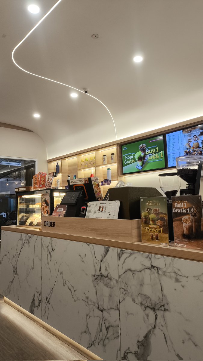 kikogakenak's tweet image. Klo ndak dirumah yah di kopken,
jadi kapan kita ngopi bareng😬 #Makassar #kopi