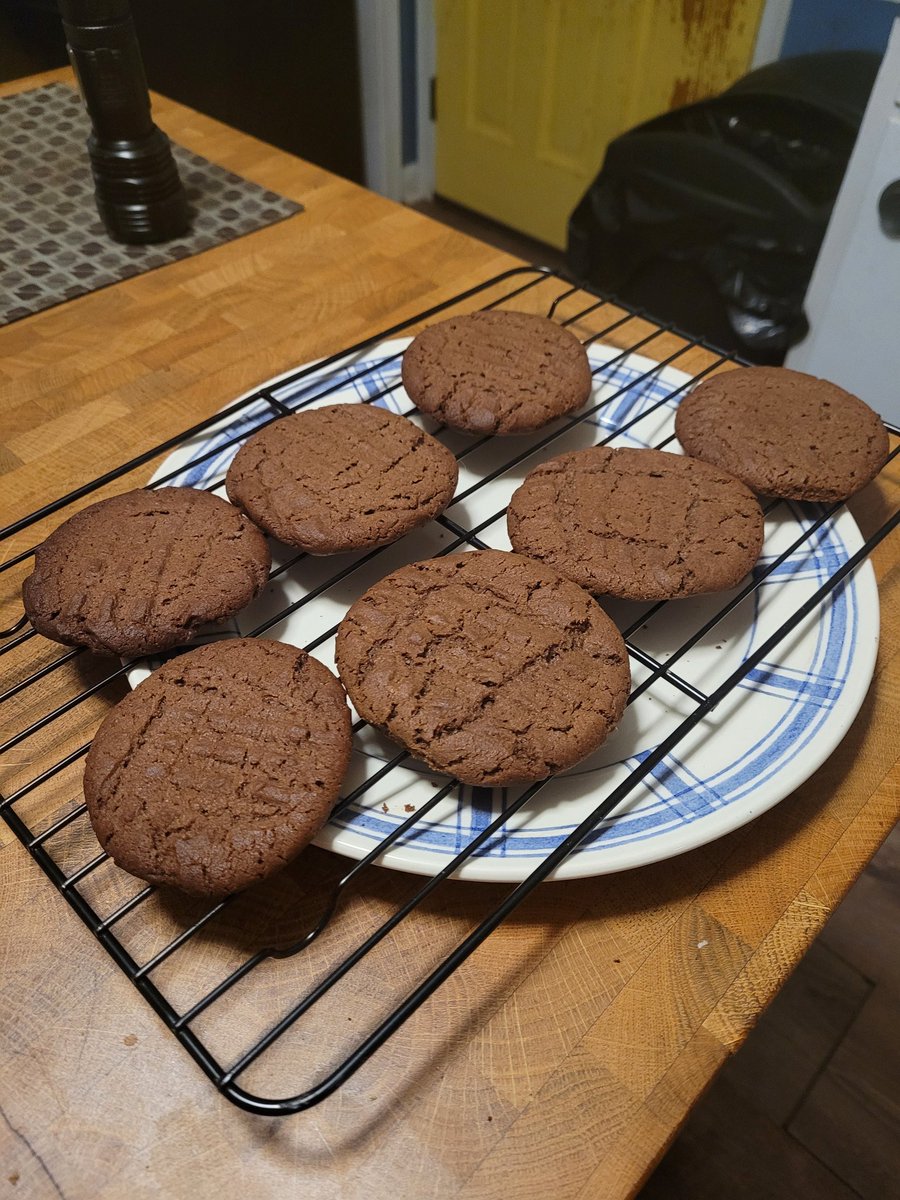 I

MADE

COOKIES! 

🍪🍪🍪🤤🤤🤤