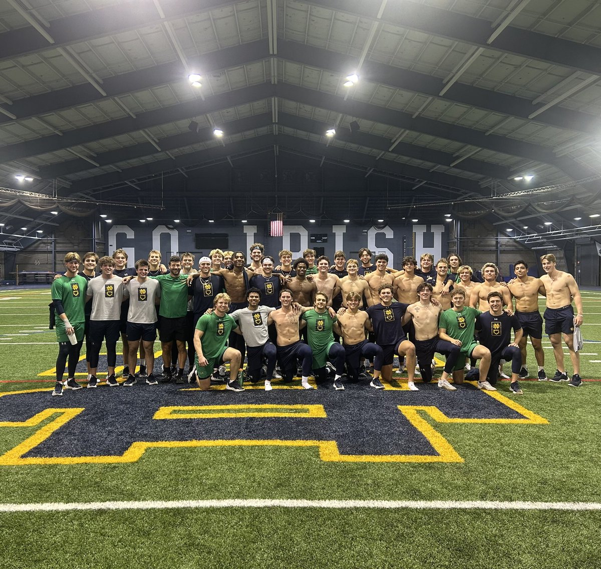 𝐈𝐫𝐨𝐧 𝐈𝐫𝐢𝐬𝐡: 𝐂𝐨𝐧𝐪𝐮𝐞𝐫𝐞𝐝 ✅

The guys completed a grueling obstacle course to finish the week.

Winners and awards to be announced tomorrow. 👀

#GoIrish