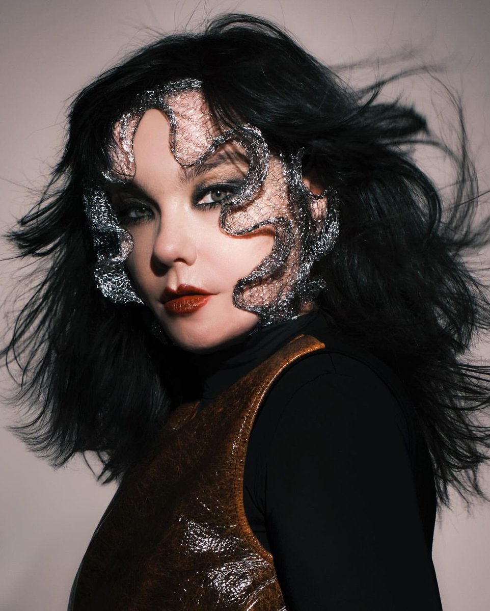 acervobjork's tweet image. Happy 60th birthday to the iconic and talented artist Björk