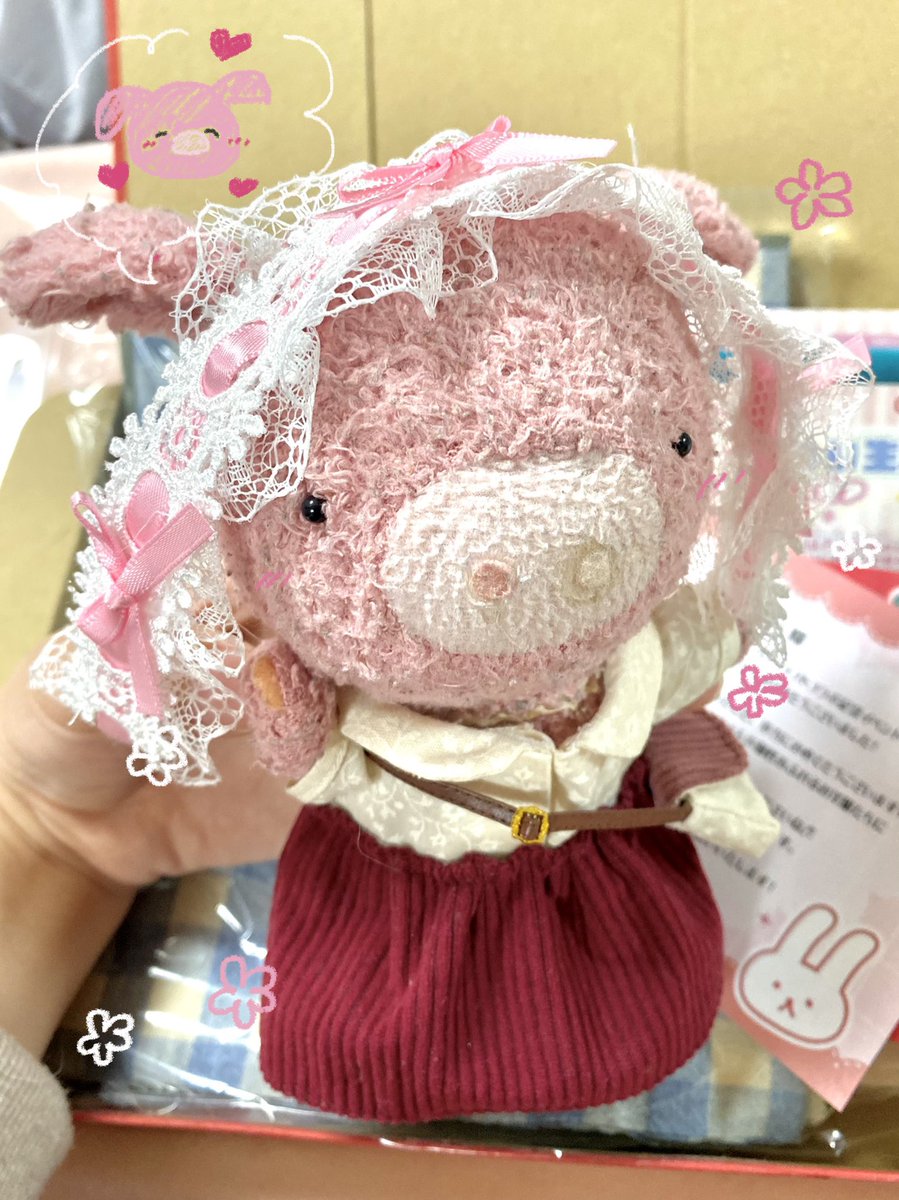 Winpiswings's tweet photo. 大変光栄なことに、この度グッズプロ(@goods_pro )様×AtelierSnow.様のコラボである #ぬいコレ2025 の【AtelierSnow.賞】に入賞させていただきました😭✨
入賞賞品のぬい服作り用品詰め合わせも届きまして、既に色んなアイデアが浮かんでます💭
うぶちゃんと参加できて本当によかったです✨ https://t.co/a37U1Piavx