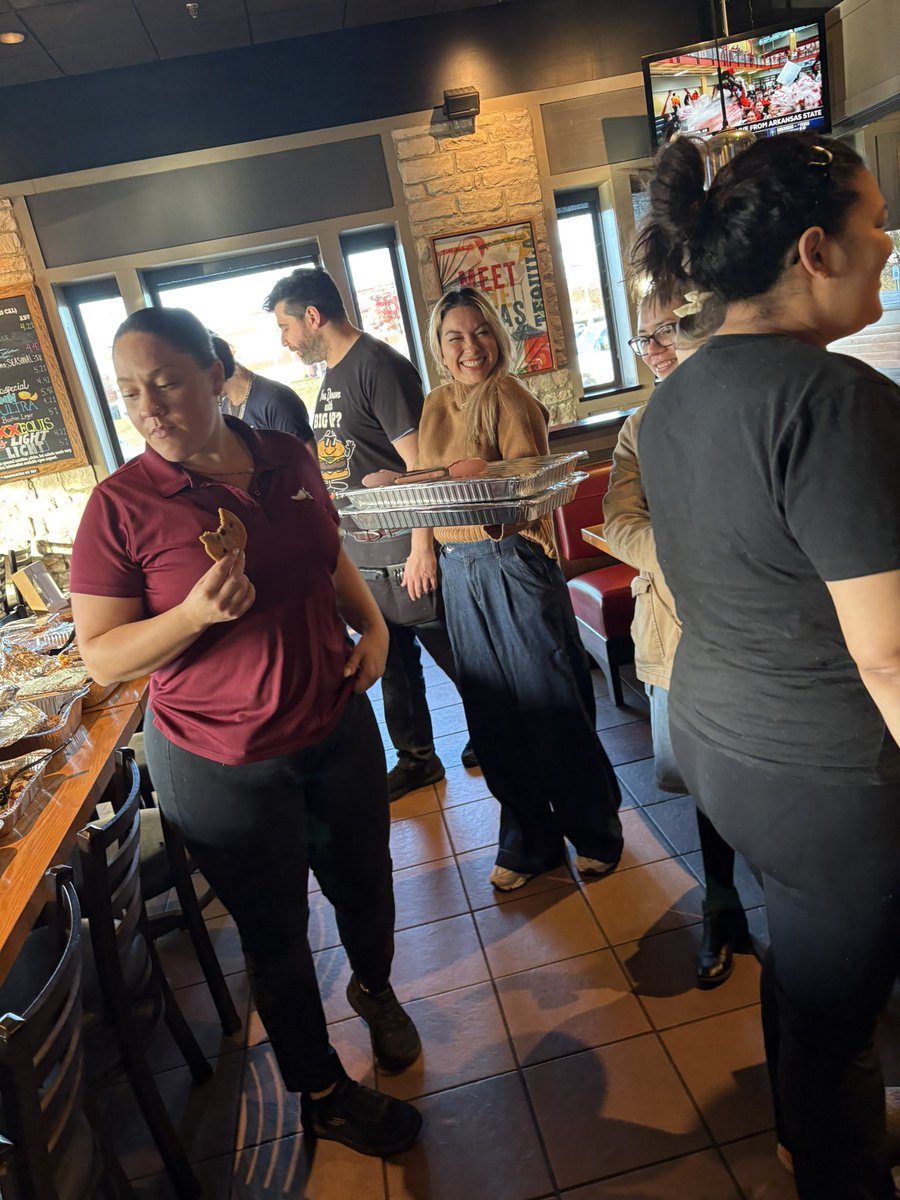 Kristen Rossol tweet media