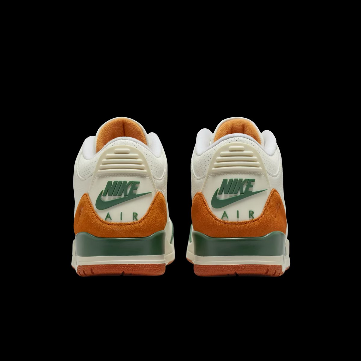 JustFreshKicks tweet media