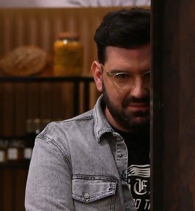 "No te puede caer mal una nena"
La hija de emilia attias apareciendo 
#MasterChefCelebrityArgentina