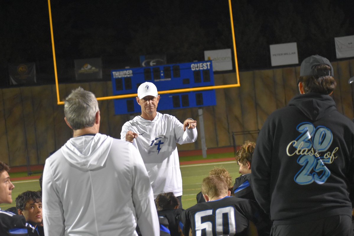 rollDCthunder's tweet image. Congrats to Coach @CoachMcGat on being named the 2025 Frontier League Football Coach of the Year!

#rollDCthunder #ThunderFB 🌩️🏈