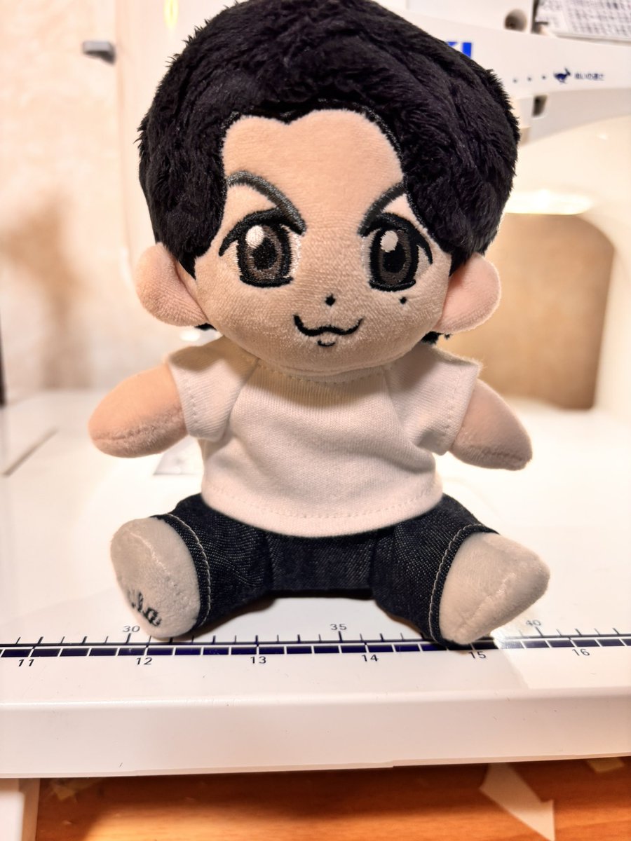 みぃちゃんです⭐ 彼にスウェットパンツとデニムパンツ。 スウェットパンツライン入れる