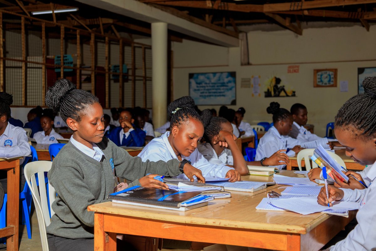 mtsthenryhs_mk's tweet image. Discover a world of knowledge at our library in Mt. St. Henry&apos;s High School, Mukono! From thrilling novels to vital research resources, we have everything your child needs. Start your learning adventure today #MtStHenrysLibrary #ReadingIsPower