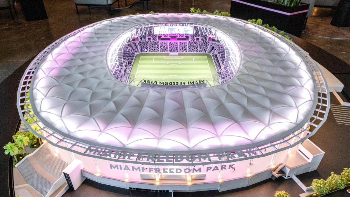 noticierovv's tweet image. #Deportes | Inter Miami inaugurará su nuevo estadio el 4 de abril de 2026 frente al Austin FC

Amplía la información aquí: noticiasvenevision.com/noticias/depor…

#NoticiasVenevision #20Nov