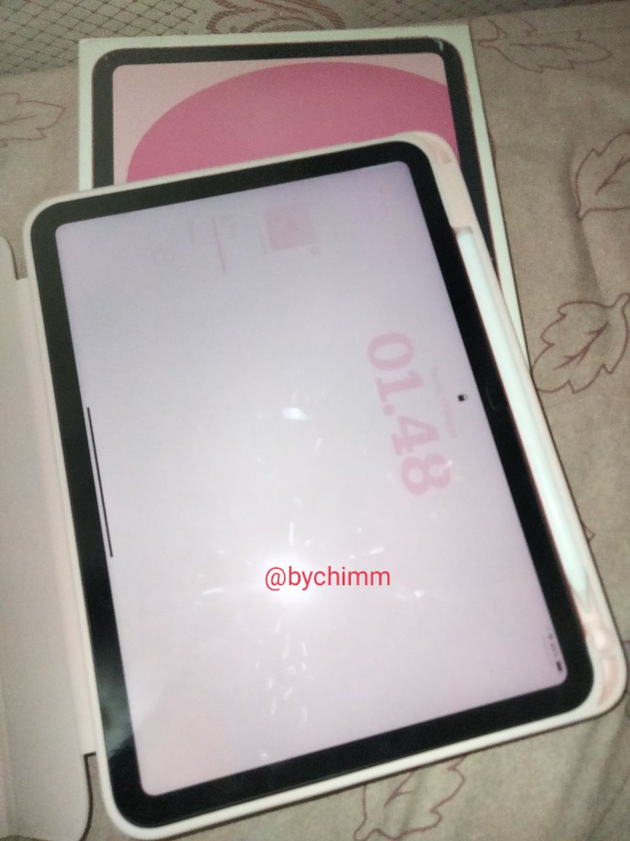 bychimm's tweet photo. ‼️WTS IPAD GEN 10 PINK 64GB‼️

4.550.000jt NETT (CUMA HARI INI!)
✅ casing 
✅ anti gores 
✅ pen (bukan Apple) 
✅ charger + adapter
✅ garansi inter sampe 6 Maret 2026 
✅ Jarang dipakai dari bulan Maret 2025 jadi aman kaya masih baru!!
📍cod only jaksel 

#wts #ipad #zonauang https://t.co/LjUIPpmvID