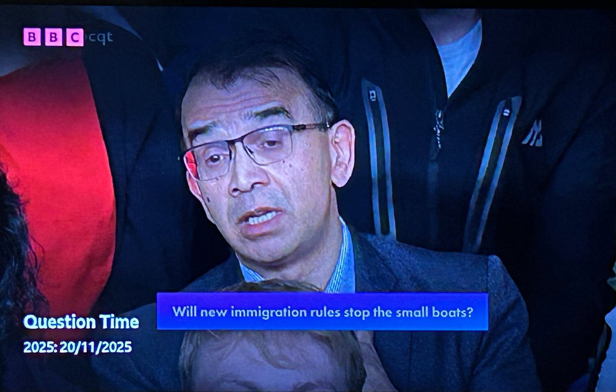 VividRicky's tweet image. This wally is son of immigrants and works in the NHS…yet he wants to stop people coming over and we should leave the ECHR. Wonder what his colleagues think of him! 🤔 #bbcqt