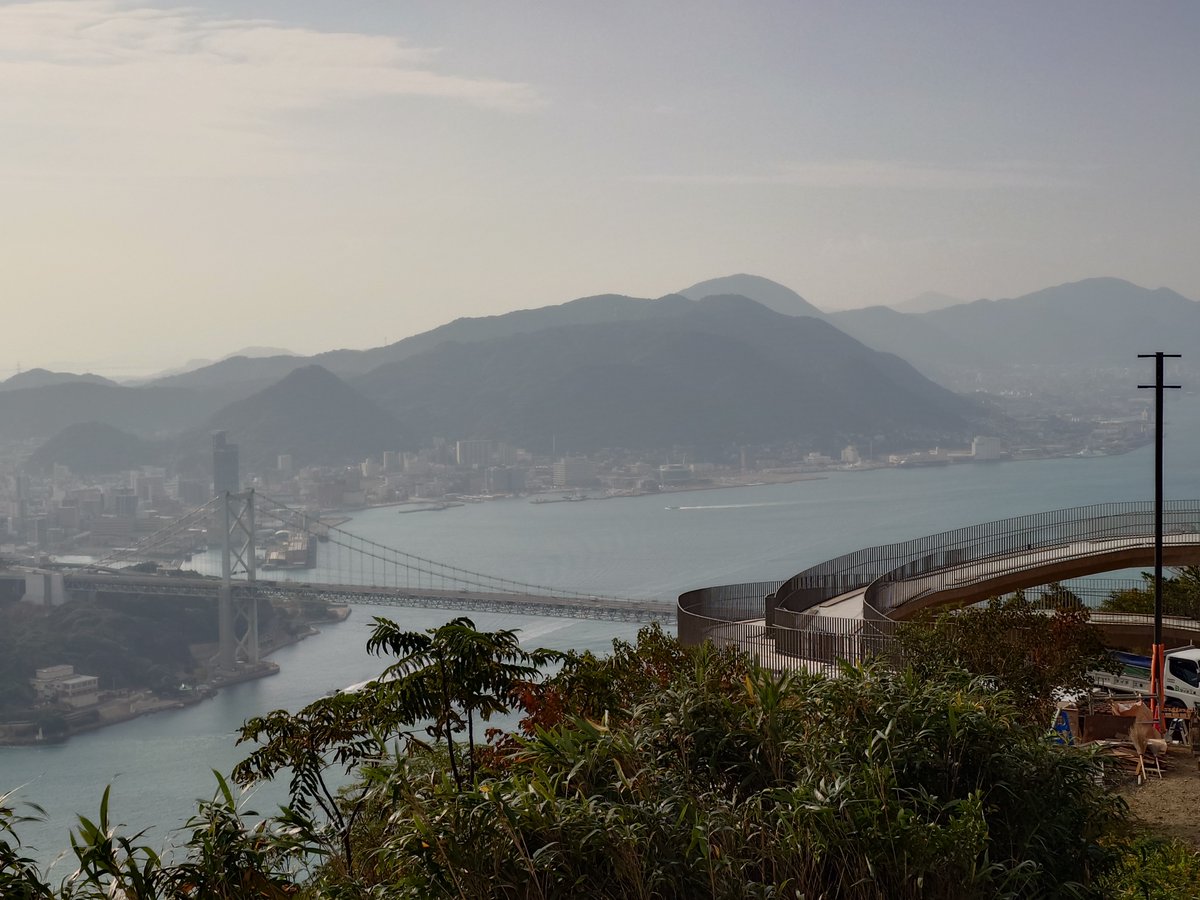 #火の山パークウェイ は９時より通行を再開いたしました
#アスレチック もオープンし、さっそく市内の園児さんたちが楽しそうに遊んでいます😃
#火の山ロープウェイ の１号搬器満珠号もエリア内に展示してますので見て帰ってくださいね🚡