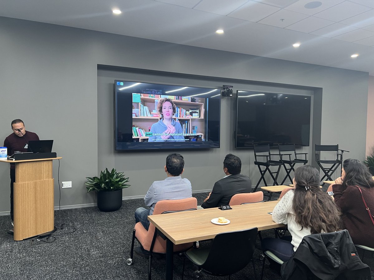 Hoda Mehr tweet media