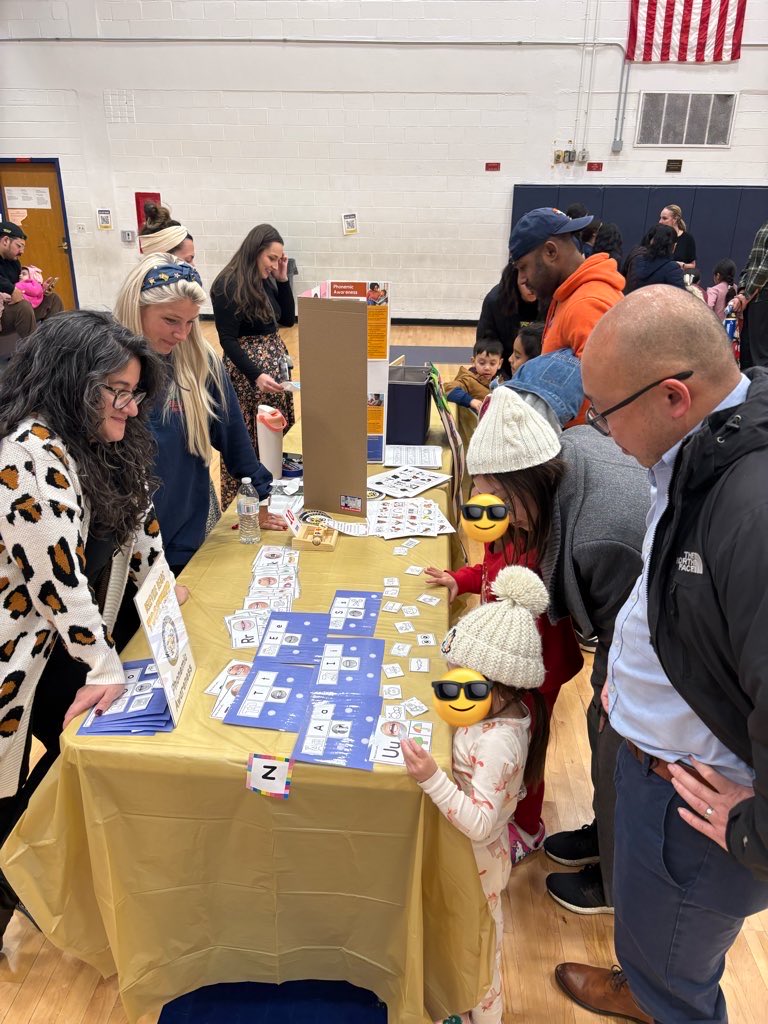 Heather MacIntyre tweet media