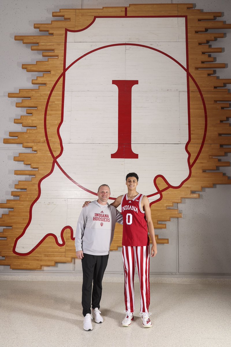 trevormanhertz's tweet image. Hoosier nation?❤️🤍#notcommited