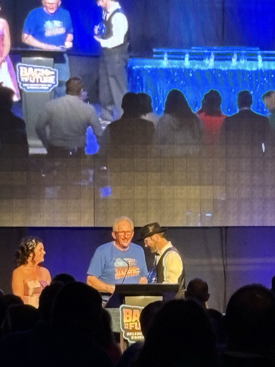 Congrats to this year’s Chamber Business Legacy Award Winner: Kevin Thesing!

So deserving! 

I’m proud to know you, Kevin.