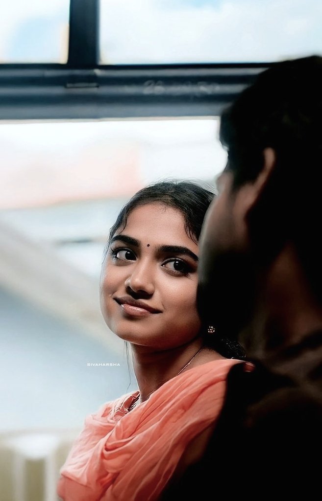 imkamalguru's tweet image. உள்ளம் துள்ளும் உணர்வு ,
கண்கள் உறவாடும் பொழுது ,
நெஞ்சங்களில் திருவிழா..!

#குரு