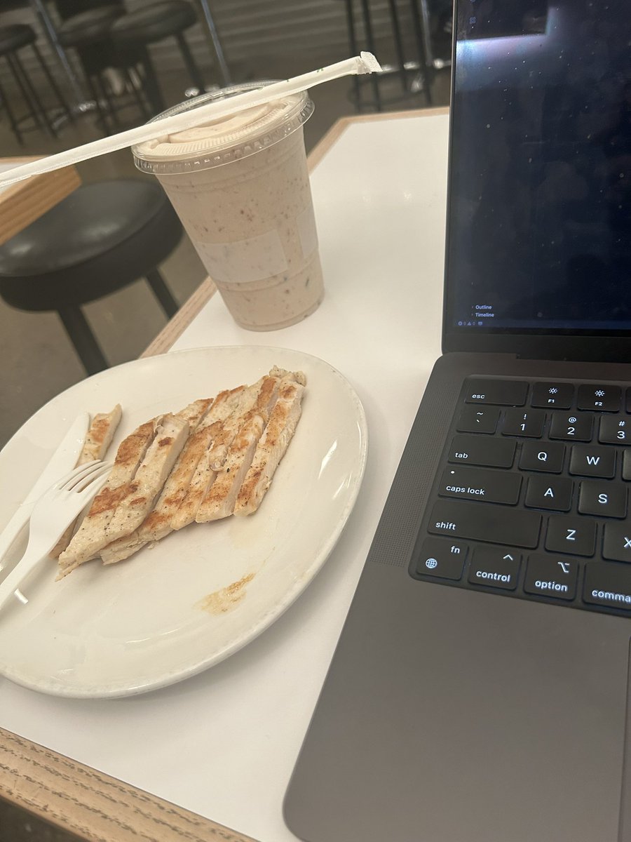 coffee shops in sf don’t have wall outlets for laptops.. is that a thing ?