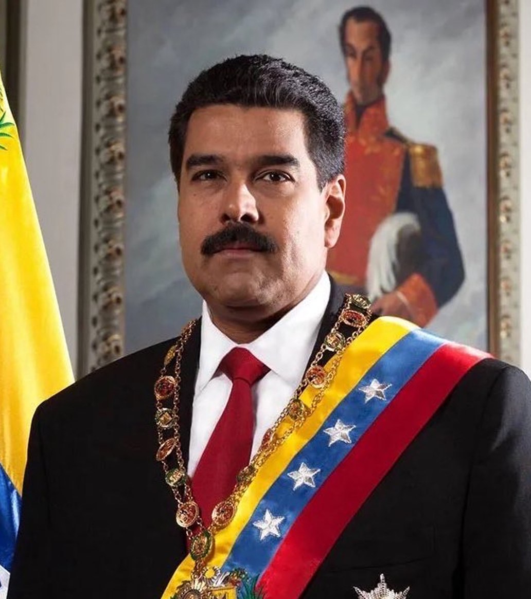 Sap_black's tweet image. BIG UPDATE: 🇺🇸🇻🇪 President Trump says he will not rule out sending the US military to Venezuela.

@BRICSNews